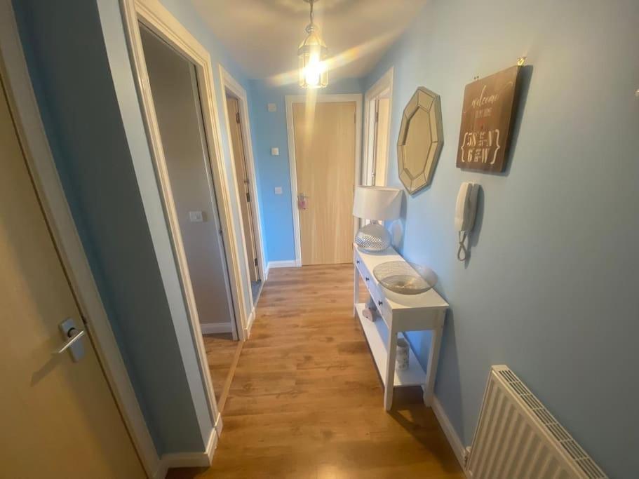 A Modern 2 Bedroom With Beautiful Views